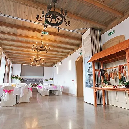 Centrum Konferencyjne Zamek Inn *