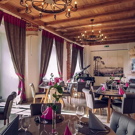 Centrum Konferencyjne Zamek * שצ'צ'ינק