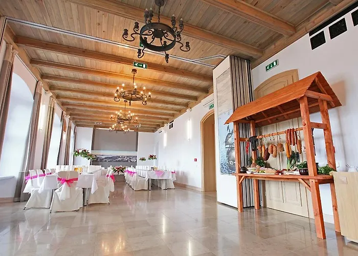 Centrum Konferencyjne Zamek Inn *